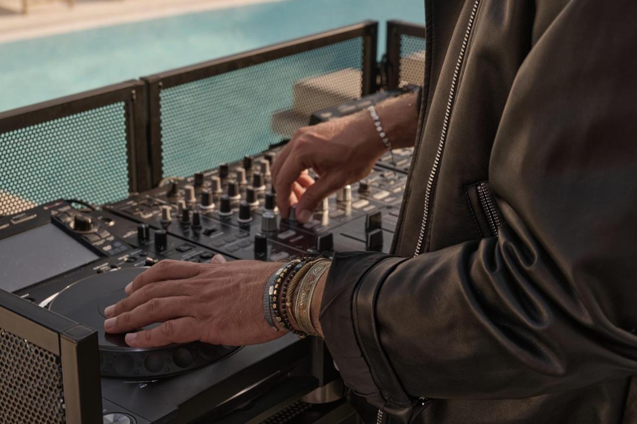 Yi Hotel Mykonos Elia  エクステリア 写真
